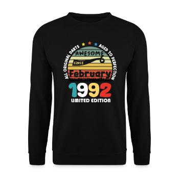 32 Years Old Made In 1992 Vintage February 1992 - Sweat-shirt Unisexe - noir - Devant - Alina (178cm) & Michal (187cm)