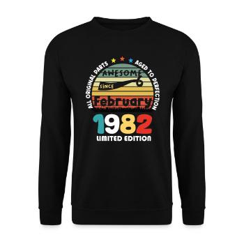 42 Years Old Made In 1982 Vintage February 1982 - Sweat-shirt Unisexe - noir - Devant - Alina (178cm) & Michal (187cm)