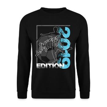 Limited Edition 2019 Limited Edition Fußball - Unisex Pullover - Schwarz - Vorne - Alina (178cm) & Michal (187cm)