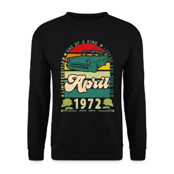 anniversaire avril 1972, Avril 1972, April 1972. - Sweat-shirt Unisexe - noir - Devant - Alina (178cm) & Michal (187cm)