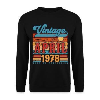 April 1978, April 1978 Vintage Jubiläumsgeschenk - Unisex Pullover - Schwarz - Vorne - Alina (178cm) & Michal (187cm)