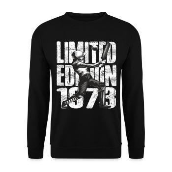 Édition limitée 1973 Édition limitée Cricket - Sweat-shirt Unisexe - noir - Devant - Alina (178cm) & Michal (187cm)