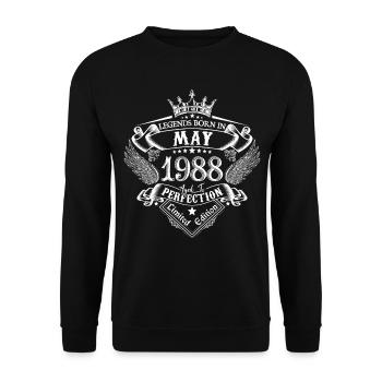 Mai 1988 anniversaire Mai 1988 Mai cadeau - Sweat-shirt Unisexe - noir - Devant - Alina (178cm) & Michal (187cm)