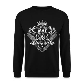 Mai 1994 Geburtstag Mai 1994 Mai Geschenk - Unisex Pullover - Schwarz - Vorne - Alina (178cm) & Michal (187cm)