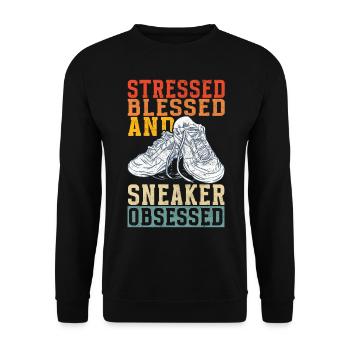 Sneakerhead Sneaker Collector - Unisex Sweatshirt - black - Front - Alina (178cm) & Michal (187cm)