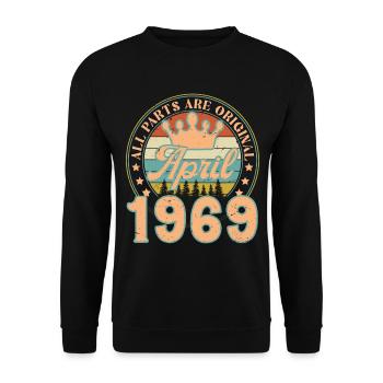 April 1969. April 1969 Geburtstagsgeschenk April - Unisex Pullover - Schwarz - Vorne - Alina (178cm) & Michal (187cm)