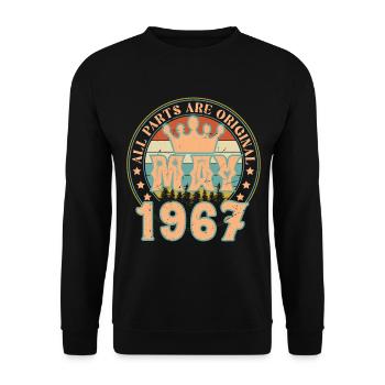 Mai 1967. Mai 1967 Geburtstagsgeschenk. Mai 1967 - Unisex Pullover - Schwarz - Vorne - Alina (178cm) & Michal (187cm)