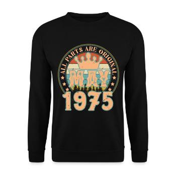 Mai 1975. Cadeau d’anniversaire mai 1975. May 1975 - Sweat-shirt Unisexe - noir - Devant - Alina (178cm) & Michal (187cm)