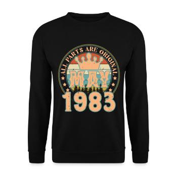 May 1983. May 1983 Birthday Gift. May 1983 - Unisex Sweatshirt - black - Front - Alina (178cm) & Michal (187cm)
