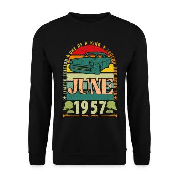 Juni 1957 Geburtstagsgeschenk. Juni 1957 Juni 1957 - Unisex Pullover - Schwarz - Vorne - Alina (178cm) & Michal (187cm)