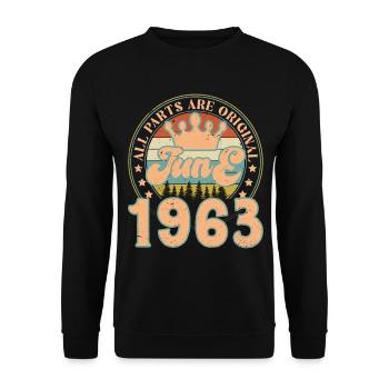 June 1963. June 1963 Birthday Gift. June - Unisex Sweatshirt - black - Front - Alina (178cm) & Michal (187cm)