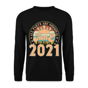 Juni 2021. Geburtstagsgeschenk im Juni 2021. Juni - Unisex Pullover - Schwarz - Vorne - Alina (178cm) & Michal (187cm)