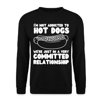 Hot Dog Adult I'm Not Addicted To - Unisex Pullover - Schwarz - Vorne - Alina (178cm) & Michal (187cm)