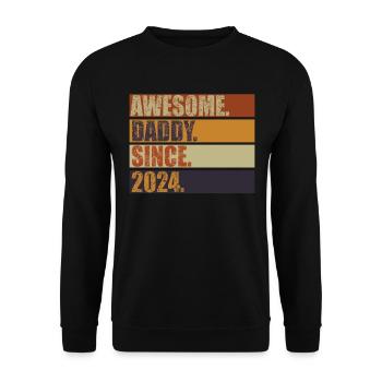 Awesome Daddy Since 2024 Father's Day Retro - Unisex Sweatshirt - black - Front - Alina (178cm) & Michal (187cm)