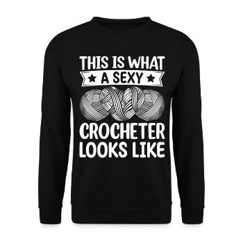 Voici à quoi ressemble une crocheteuse sexy - Crochet - Sweat-shirt Unisexe - noir - Devant - Alina (178cm) & Michal (187cm)