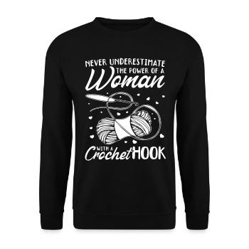 Ne sous-estimez jamais le pouvoir d’une femme avec un cr - Sweat-shirt Unisexe - noir - Devant - Alina (178cm) & Michal (187cm)