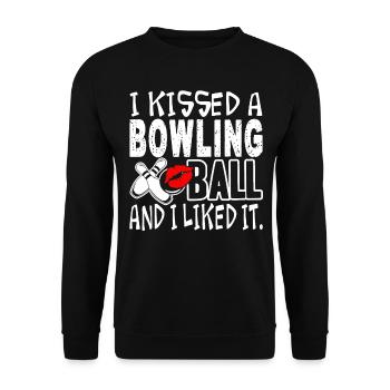 Bowling I Kissed Bowling - Unisex Sweatshirt - black - Front - Alina (178cm) & Michal (187cm)