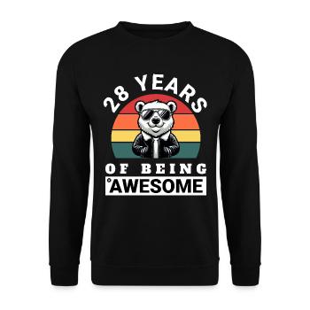 28 Years of Being Awesome Geburtstag Geschenkidee - Unisex Pullover - Schwarz - Vorne - Alina (178cm) & Michal (187cm)