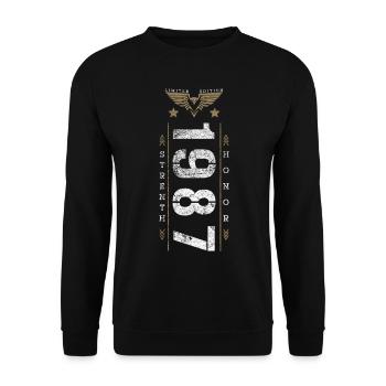 Limited Edition 1987 Strength and Honor Birthday - Unisex Sweatshirt - black - Front - Alina (178cm) & Michal (187cm)