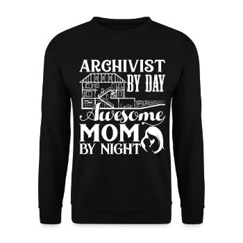 Archivist By Day Mom By Night - Unisex Sweatshirt - black - Front - Alina (178cm) & Michal (187cm)