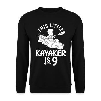 This little Kayaker is 9 Years Kayaking Kids - Unisex Pullover - Schwarz - Vorne - Alina (178cm) & Michal (187cm)