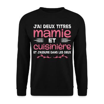 Zwei Titel Oma Köchin | Oma, Küche - Unisex Pullover - Schwarz - Vorne - Alina (178cm) & Michal (187cm)
