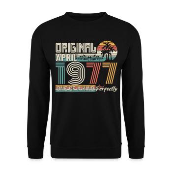 April 1977 anniversary April 1977 gift 1977 - Unisex Sweatshirt - black - Front - Alina (178cm) & Michal (187cm)