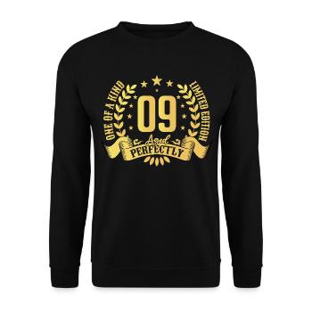9 years birthday gift 9 years - Unisex Sweatshirt - black - Front - Alina (178cm) & Michal (187cm)
