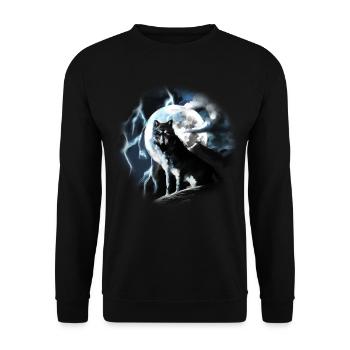 Wolf sitzt heulend im Vollmond bei Nacht - Unisex Pullover - Schwarz - Vorne - Alina (178cm) & Michal (187cm)