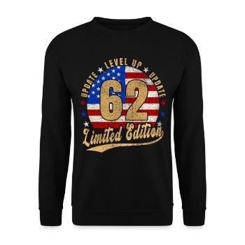Update Level Up 62 Years Limited Edition USA - Unisex Sweatshirt - black - Front - Alina (178cm) & Michal (187cm)