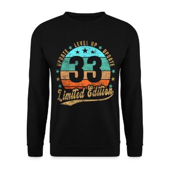 Update Level Up 33 Jahre Limited Edition Retro - Unisex Pullover - Schwarz - Vorne - Alina (178cm) & Michal (187cm)