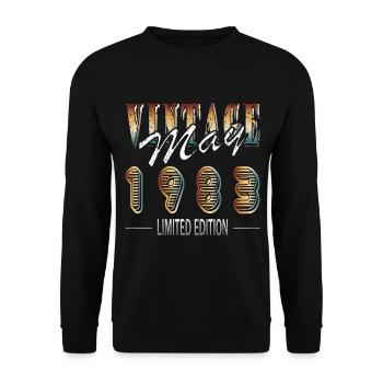 Date de naissance : Mai 1983 - Edition Limitée Rétro - Sweat-shirt Unisexe - noir - Devant - Alina (178cm) & Michal (187cm)