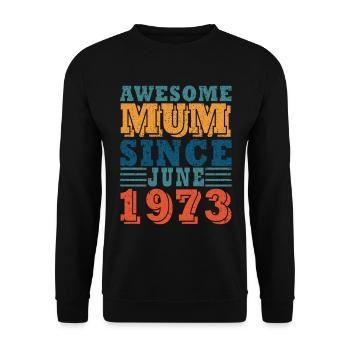 Maman Juin 1973 Millésime - Sweat-shirt Unisexe - noir - Devant - Alina (178cm) & Michal (187cm)