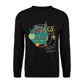 Vintage 1974 Vintage Retro Birthday Gift - Unisex Sweatshirt - black - Front - Alina (178cm) & Michal (187cm)