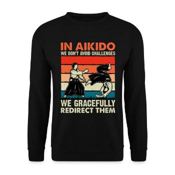 Im Aikido fordern wir nicht anmutig heraus, sondern - Unisex Pullover - Schwarz - Vorne - Alina (178cm) & Michal (187cm)