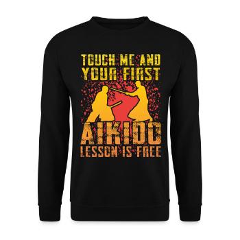 Berühre mich und deine erste Aikido-Stunde ist kostenlos - Unisex Pullover - Schwarz - Vorne - Alina (178cm) & Michal (187cm)