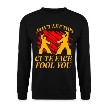 Ne vous laissez pas tromper par ce joli visage - Sweat-shirt Unisexe - noir - Devant - Alina (178cm) & Michal (187cm)