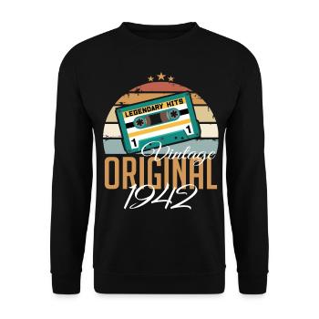 Jahrgang 1942 geboren Original 1942 Geburtstag - Unisex Pullover - Schwarz - Vorne - Alina (178cm) & Michal (187cm)