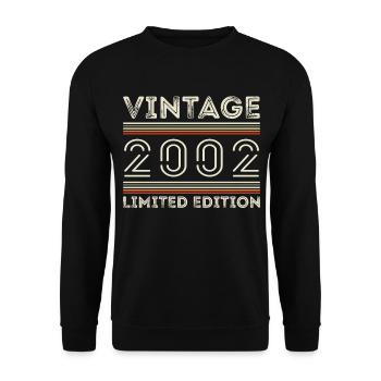 Jahrgang 2002 - Jahr 2002 Geburtstagsgeschenk 2002 - Unisex Pullover - Schwarz - Vorne - Alina (178cm) & Michal (187cm)