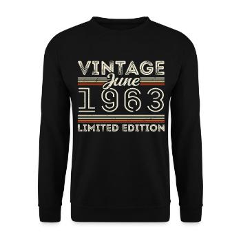 June 1963 June Birthday Present June 1963 - Unisex Sweatshirt - black - Front - Alina (178cm) & Michal (187cm)