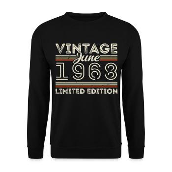June 1968 June Birthday Present June 1968 - Unisex Sweatshirt - black - Front - Alina (178cm) & Michal (187cm)