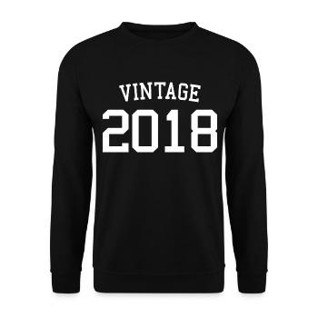 Vintage 2018 - 5 Years Old, 5th Birthday Kids - Unisex Sweatshirt - black - Front - Alina (178cm) & Michal (187cm)