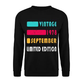 september 1978 anniversary september 1978 september - Unisex Sweatshirt - black - Front - Alina (178cm) & Michal (187cm)