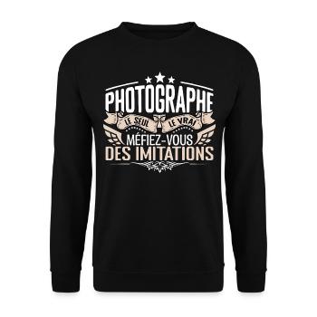 Photographe le seul Photographe le vrai Photograph - Sweat-shirt Unisexe - noir - Devant - Alina (178cm) & Michal (187cm)