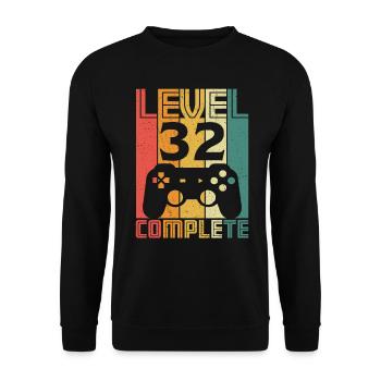 32nd birthday Gamer Level 32 Complete 32 years - Unisex Sweatshirt - black - Front - Alina (178cm) & Michal (187cm)