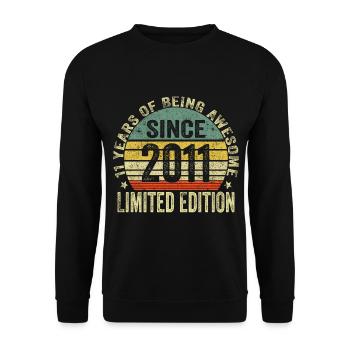 Édition Limitée 2011 Cadeau pour le 11ème anniversaire - Sweat-shirt Unisexe - noir - Devant - Alina (178cm) & Michal (187cm)