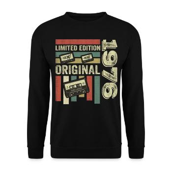 Vintage 1976 - Retro Birthday Quote 1976 - Unisex Sweatshirt - black - Front - Alina (178cm) & Michal (187cm)