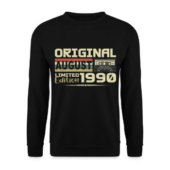 August 1990 - Born August 1990 Built August 1990 - Unisex Sweatshirt - black - Front - Alina (178cm) & Michal (187cm)