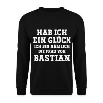 Ich bin die Frau von Bastian Hochzeit - Unisex Pullover - Schwarz - Vorne - Alina (178cm) & Michal (187cm)