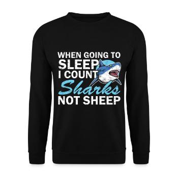 Wenn ich schlafen gehe, zähle ich Haie, nicht Scha - Unisex Pullover - Schwarz - Vorne - Alina (178cm) & Michal (187cm)